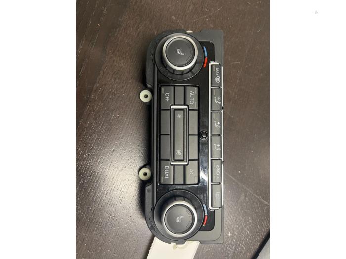 Używane Panel climatronic Volkswagen Scirocco (137/13AD) 1.4 TSI 160 16V Cena € 105,00 Procedura marży oferowane przez van de Bunte Teuge B.V.
