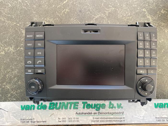 Gebrauchte Navigation Set Mercedes V (447.8) 2.1 220 CDI, 220 d 16V Preis € 341,25 Margenregelung angeboten von van de Bunte Teuge B.V.