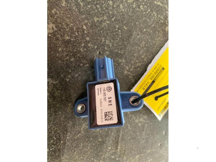 Gebrauchte Airbag Sensor Volkswagen Scirocco (137/13AD) 1.4 TSI 160 16V Preis € 15,75 Margenregelung angeboten von van de Bunte Teuge B.V.