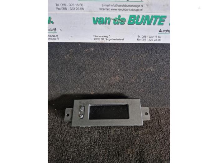 Begagnade Klocka Opel Corsa D 1.2 16V Pris € 26,25 Marginaltabell erbjuds av van de Bunte Teuge B.V.