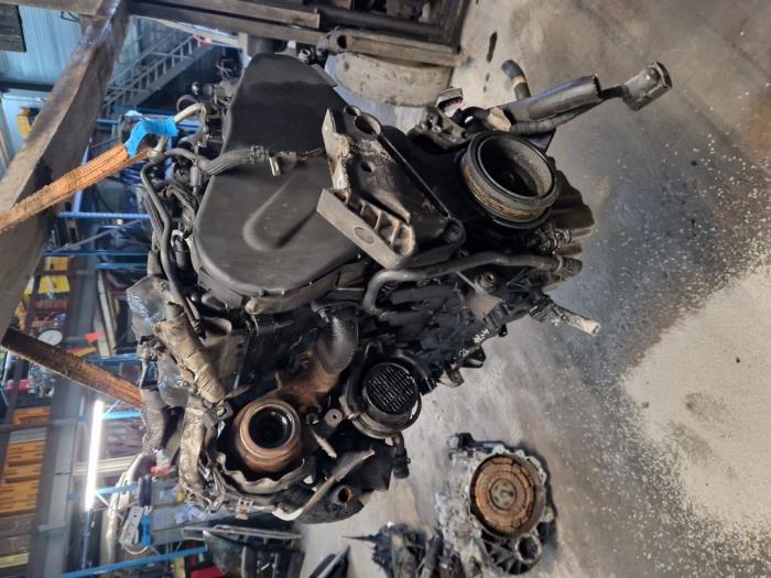 Engine Volkswagen Golf VII 1.6 TDI 16V 04L100090 CLH
