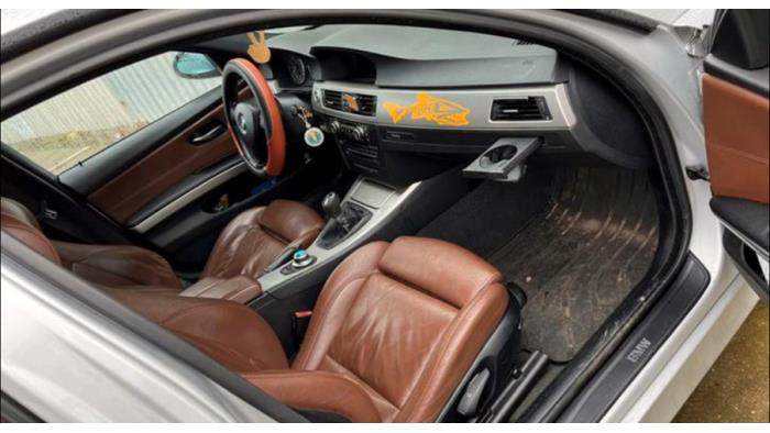 Airbag set + dashboard de un BMW 3 serie (E90) 320d 16V 2008