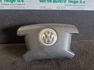 Gebrauchte Airbag links (Lenkrad) Volkswagen Transporter T5 2.5 TDi Preis € 35,00 Margenregelung angeboten von van de Bunte Teuge B.V.