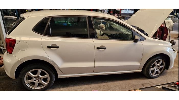 Gebrauchte Hinterachse Vorderradantrieb Volkswagen Polo V (6R) 1.2 12V Preis € 157,50 Margenregelung angeboten von van de Bunte Teuge B.V.