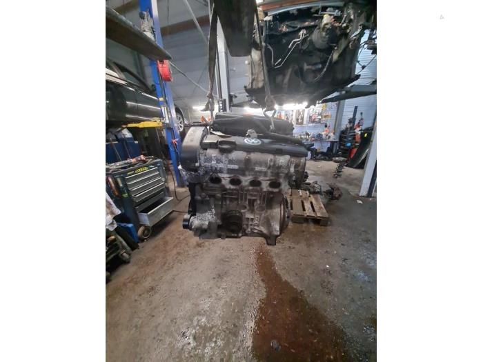 Engine from a Volkswagen Polo V (6R) 1.4 16V 2010