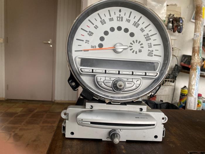 Radio CD player Mini Clubman 1.6 16V Cooper 62116977077 ALPINE