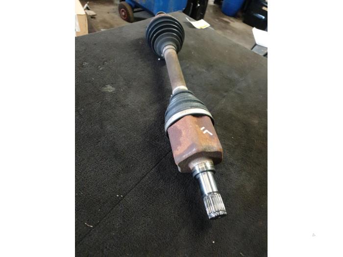 Front drive shaft, left from a Ford Kuga I 2.0 TDCi 16V 4x4 2009