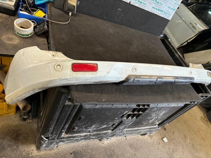 Stoßstange hinten van een Ford Tourneo Courier (JU2) 1.0 Ti-VCT EcoBoost 12V 2019