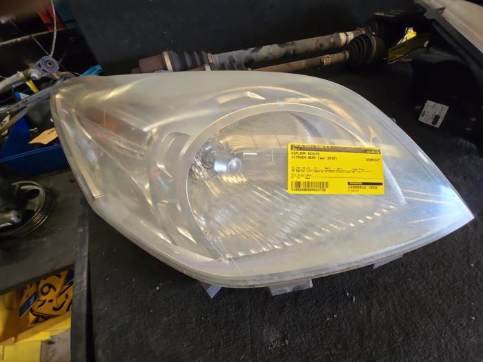 Używane Reflektor prawy Citroen Nemo (AA) 1.4 HDi 70 Cena € 52,50 Procedura marży oferowane przez van de Bunte Teuge B.V.