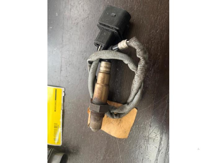 Usados Sonda Lambda BMW 7 serie (E65/E66/E67) 745 LiS 4.4 V8 32V Precio € 31,50 Norma de margen ofrecido por van de Bunte Teuge B.V.