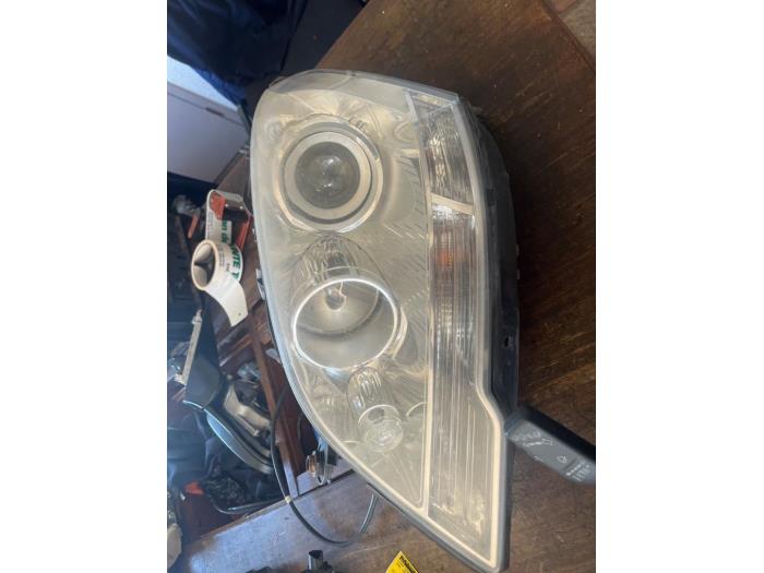 Gebrauchte Scheinwerfer links Mercedes ML II (164/4JG) 3.0 ML-280 CDI 4-Matic V6 24V Preis € 262,50 Margenregelung angeboten von van de Bunte Teuge B.V.