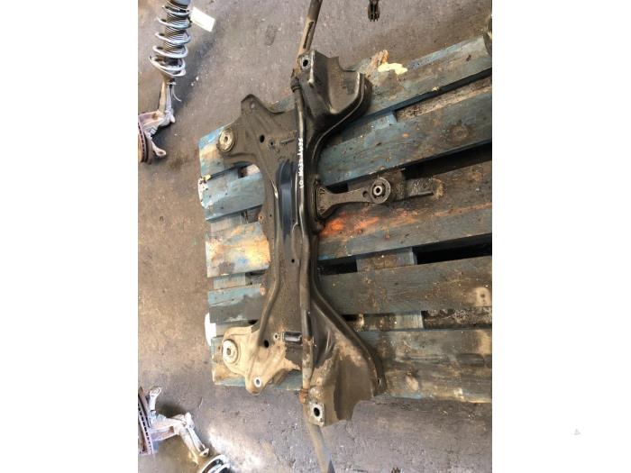 Used Subframe Seat Leon (1M1) 1.6 16V Price on request offered by van de Bunte Teuge B.V.