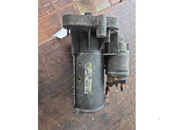 Gebrauchte Anlasser Opel Vivaro 2.5 DTI 16V Preis € 78,75 Margenregelung angeboten von van de Bunte Teuge B.V.