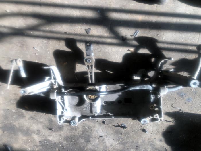 Used Subframe Volkswagen Tiguan (5N1/2) 1.4 TSI 16V Price € 105,00 Margin scheme offered by van de Bunte Teuge B.V.