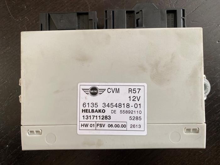 Używane Sterownik dachu cabrio Mini Mini Open (R57) 1.6 16V One Cena € 105,00 Procedura marży oferowane przez van de Bunte Teuge B.V.