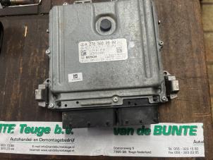 Engine management computer from a Mercedes-Benz A (W176) 1.6 A-180 16V 2013