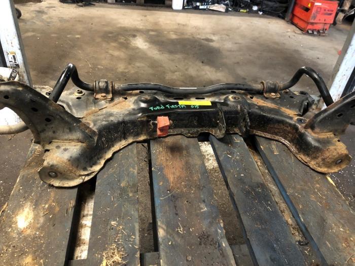 Used Subframe Ford Fiesta 6 (JA8) 1.0 EcoBoost 12V 100 Price € 52,50 Margin scheme offered by van de Bunte Teuge B.V.
