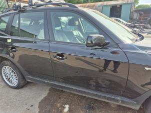 Gebrauchte Tür 4-türig rechts vorne BMW X3 (E83) 2.0d 16V Preis € 210,00 Margenregelung angeboten von van de Bunte Teuge B.V.
