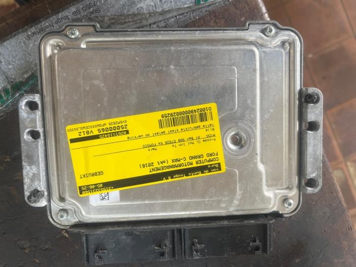 Used Engine management computer Ford Grand C-Max (DXA) 1.0 Ti-VCT EcoBoost 12V 125 Price € 157,50 Margin scheme offered by van de Bunte Teuge B.V.