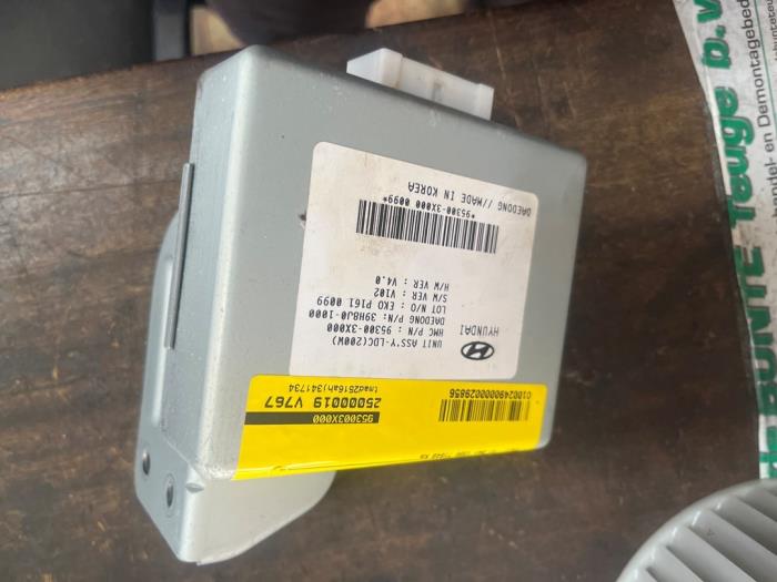 Usagé Ordinateur divers Hyundai i30 (GDHB5) 1.4 16V Prix € 52,50 Règlement à la marge proposé par van de Bunte Teuge B.V.
