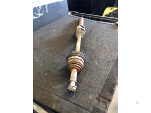 Usagé Arbre de transmission avant droit Ford B-Max (JK8) 1.0 EcoBoost 12V 100 Prix € 52,50 Règlement à la marge proposé par van de Bunte Teuge B.V.