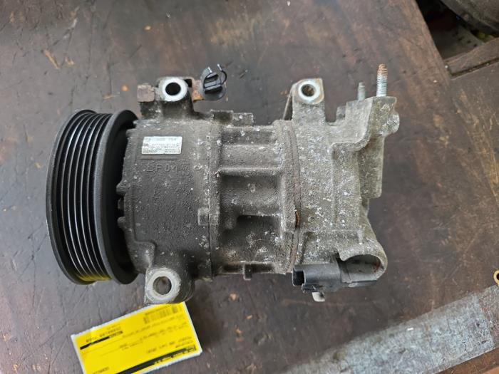 Used Air conditioning pump Peugeot 308 (4A/C) 1.4 VTI 16V Price € 131,25 Margin scheme offered by van de Bunte Teuge B.V.