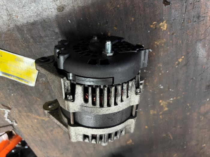 Begagnade Dynamo Chevrolet Spark (M300) 1.0 16V Bifuel Pris € 52,50 Marginaltabell erbjuds av van de Bunte Teuge B.V.