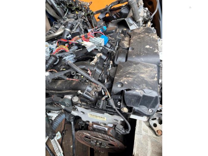 Begagnade Topplock BMW 1 serie (E87/87N) 120d 16V Pris € 367,50 Marginaltabell erbjuds av van de Bunte Teuge B.V.
