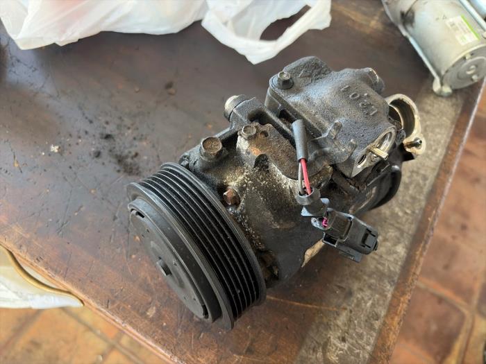 Gebrauchte Klimapumpe Seat Ibiza III (6L1) 1.2 12V Preis € 52,50 Margenregelung angeboten von van de Bunte Teuge B.V.