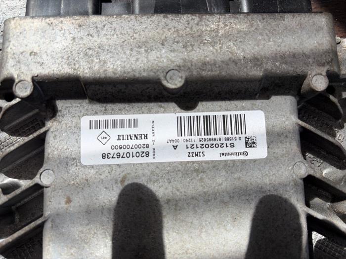 Engine management computer from a Renault Twingo II (CN) 1.2 16V 2011
