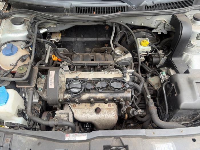 Usagé Moteur Volkswagen Bora (1J2) 1.6 16V Prix € 367,50 Règlement à la marge proposé par van de Bunte Teuge B.V.