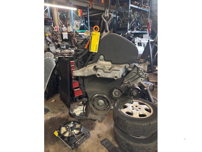 Usagé Moteur Volkswagen Bora (1J2) 1.6 16V Prix sur demande proposé par van de Bunte Teuge B.V.