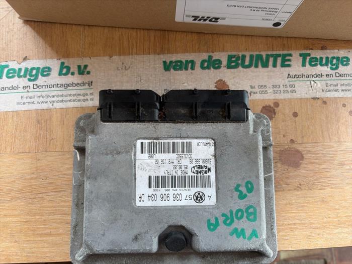 Used Engine management computer Volkswagen Bora (1J2) 1.6 16V Price € 52,50 Margin scheme offered by van de Bunte Teuge B.V.