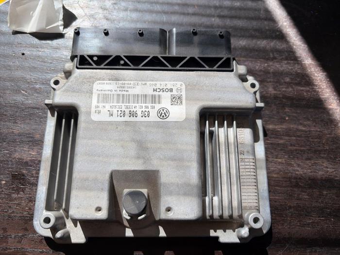 Used Engine management computer Volkswagen Touran (1T1/T2) Price € 152,25 Margin scheme offered by van de Bunte Teuge B.V.
