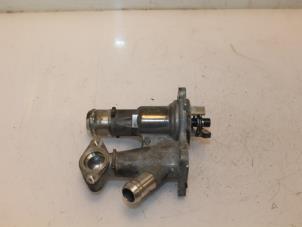 Used Thermostat housing Volvo S80 (AR/AS) 1.6 T4 Flexifuel Price on request offered by Van Gils Automotive