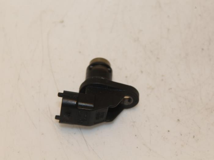 Nockenwelle Sensor van een Mercedes-Benz CLS (C219) 500 5.0 V8 24V 2006