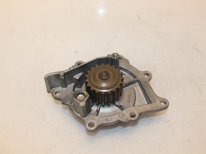 Begagnade Vattenpump Citroen C5 III Berline (RD) 2.0 BlueHDi 180 16V Pris € 39,99 Marginaltabell erbjuds av Van Gils Automotive