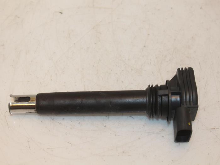 Usagé Broche bobine Audi A4 Quattro (B8) 2.0 TFSI 16V Prix € 30,00 Règlement à la marge proposé par Van Gils Automotive