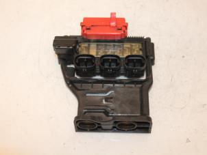 Used Fuse box Citroen C5 III Tourer (RW) 3.0 HDiF V6 24V Price € 99,00 Margin scheme offered by Van Gils Automotive