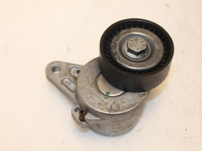 Gebrauchte Spanrolle multiriem Volkswagen Golf VII (AUA) 1.6 TDI BlueMotion 16V Preis € 30,00 Margenregelung angeboten von Van Gils Automotive