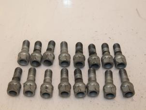 Used Set of wheel bolts Citroen Berlingo 1.6 BlueHDI 75 Price € 39,93 Inclusive VAT offered by Van Gils Automotive