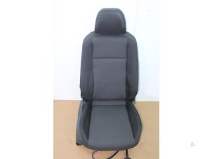Używane Fotel prawy Volkswagen Polo VI (AW1) 1.0 12V BlueMotion Technology Cena € 240,79 Z VAT oferowane przez Van Gils Automotive