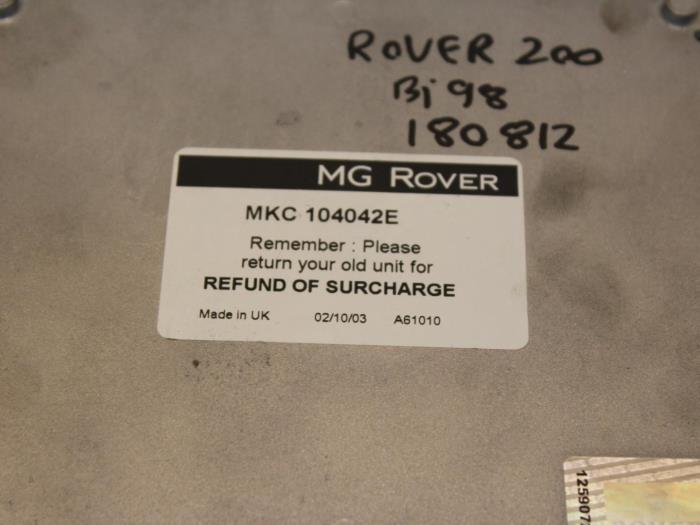Calculateur moteur d'un Rover 200 (RF) 216 Si 1.6 16V 1998