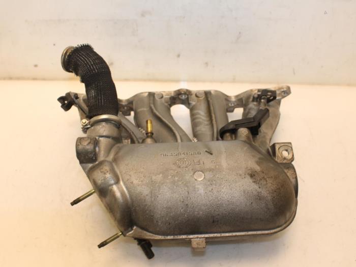 Begagnade Insugsrör Citroen C5 I Berline (DC) 2.0 HPI 16V Pris € 75,00 Marginaltabell erbjuds av Van Gils Automotive