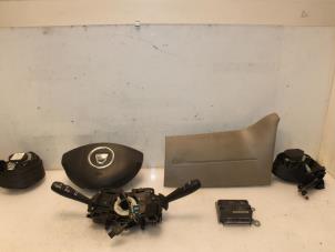 Used Airbag set + module Dacia Lodgy (JS) 1.6 Price € 650,00 Margin scheme offered by Van Gils Automotive