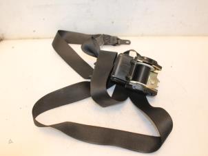 Used Front seatbelt, right BMW 7 serie (E32) 750i,iL 5.0 V12 Price € 65,00 Margin scheme offered by Van Gils Automotive