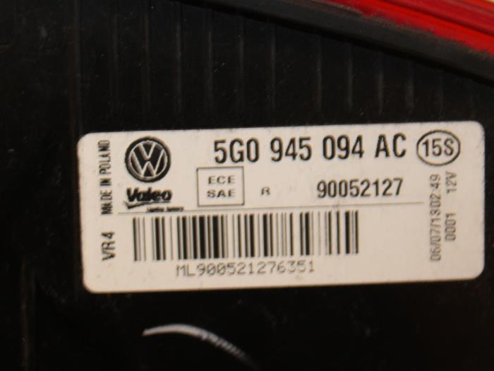 Tylne swiatlo pozycyjne prawe z Volkswagen Golf VII (AUA) 1.6 TDI BlueMotion 16V 2013