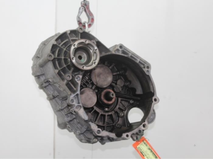 Gearbox from a Audi A3 Sportback (8PA) 2.0 TDI 16V 2009