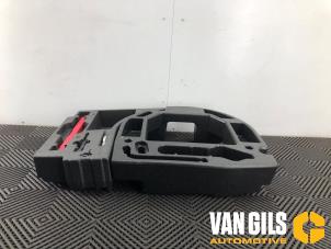 Used Spare wheel holder Volkswagen Polo V (6R) 1.8 GTI 16V Price € 65,34 Inclusive VAT offered by Van Gils Automotive