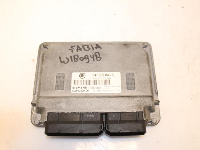 Used Engine management computer Skoda Fabia (6Y2) 1.4i Price € 50,00 Margin scheme offered by Van Gils Automotive